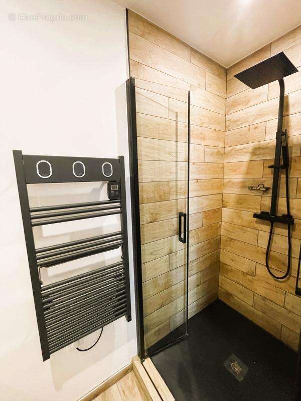 Appartement à LE PETIT-BORNAND-LES-GLIERES