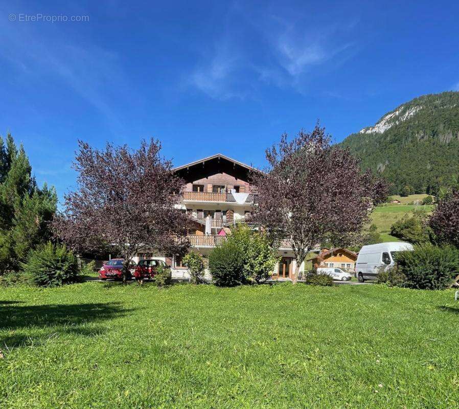 Appartement à LE PETIT-BORNAND-LES-GLIERES