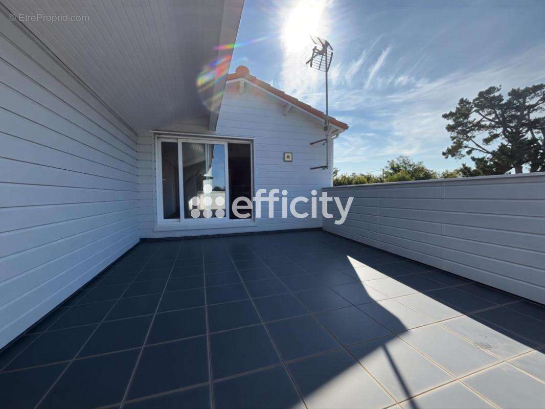 Maison à LA PLAINE-SUR-MER