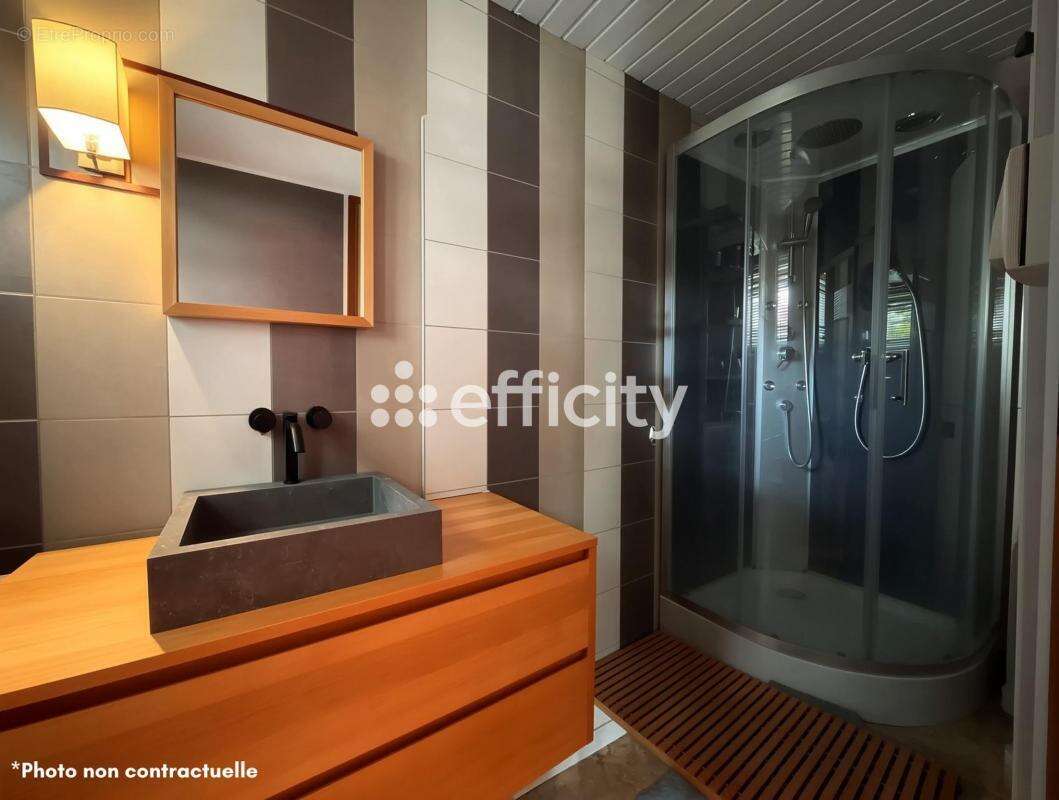 Maison à LA PLAINE-SUR-MER