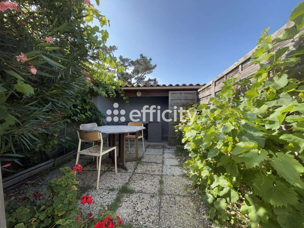 Maison à LA PLAINE-SUR-MER