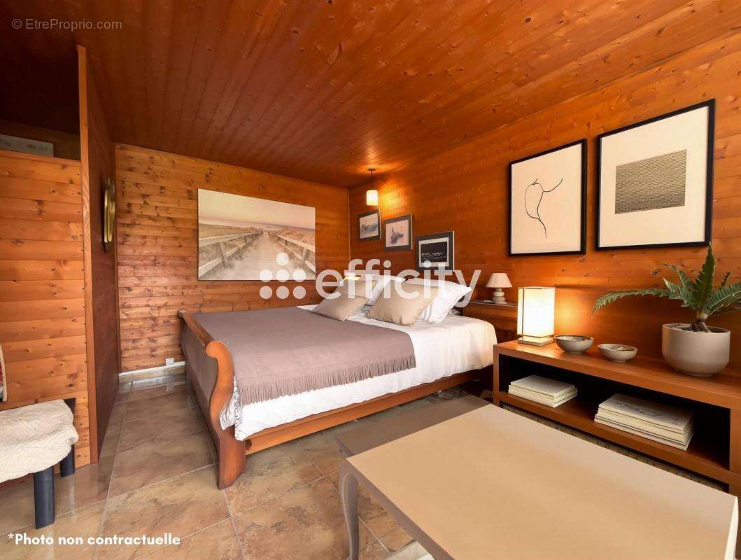 Maison à LA PLAINE-SUR-MER