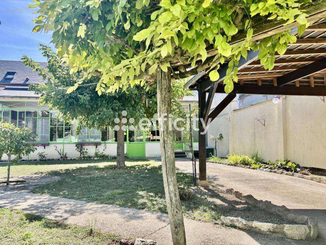 Maison à SAINT-FLORENT-SUR-CHER