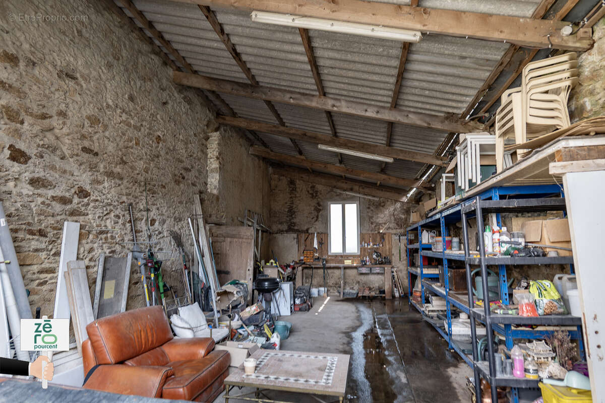 Maison à SAINT-ETIENNE-DU-BOIS