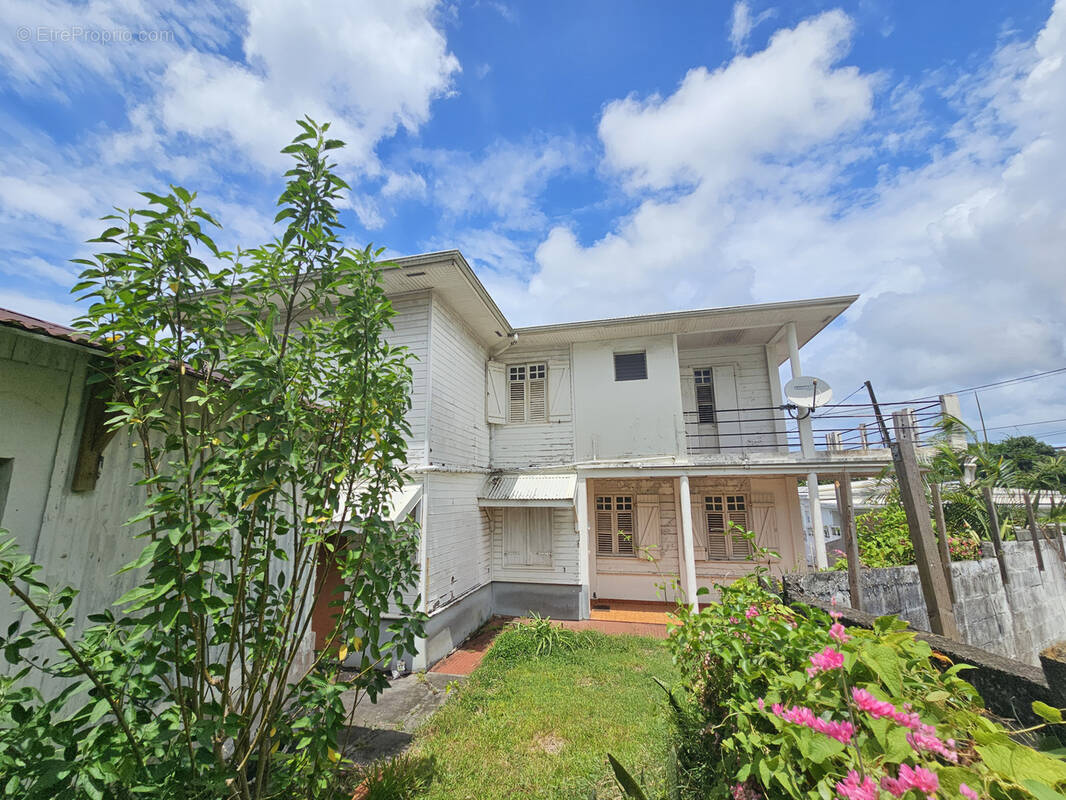 Maison à FORT-DE-FRANCE