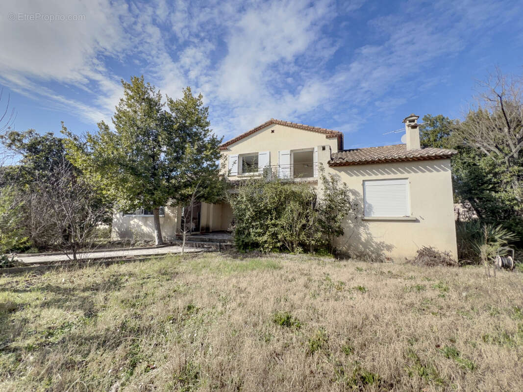 Maison à QUISSAC