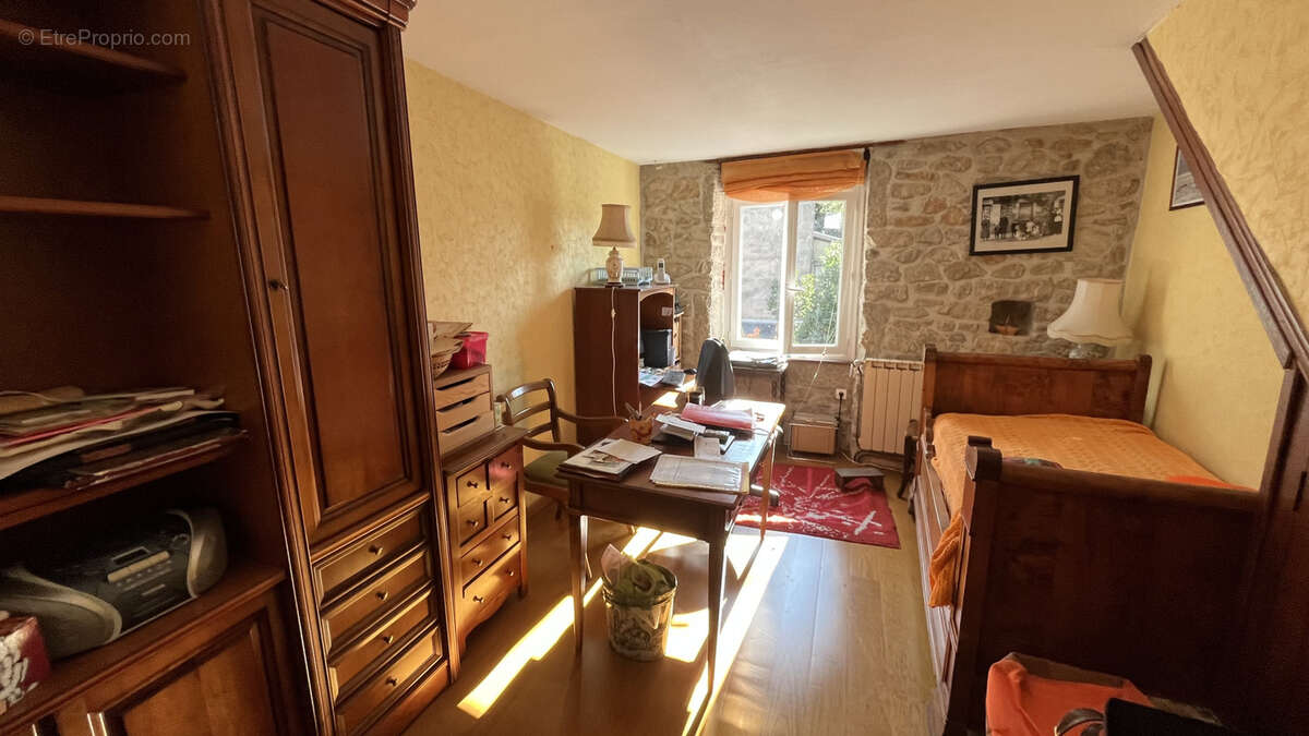 Maison à SEVERAC-L&#039;EGLISE