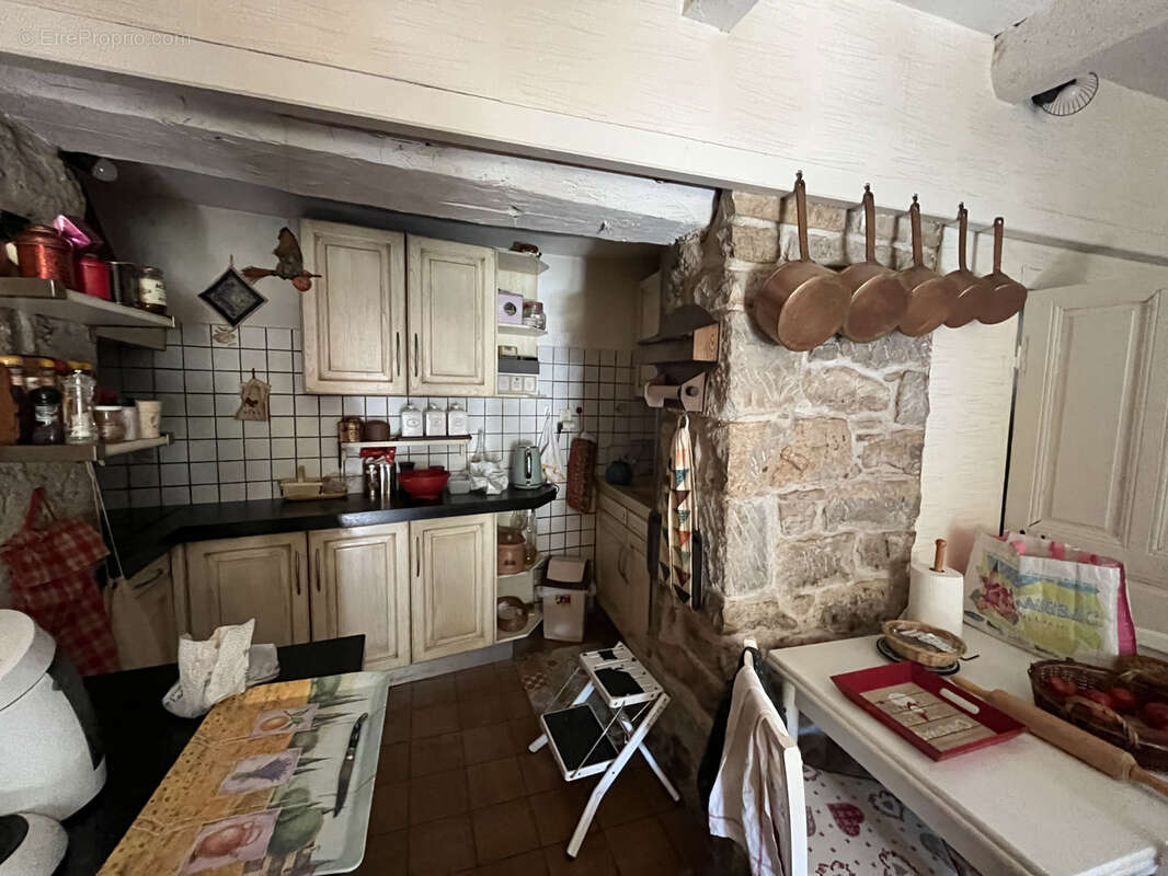 Maison à SEVERAC-L&#039;EGLISE