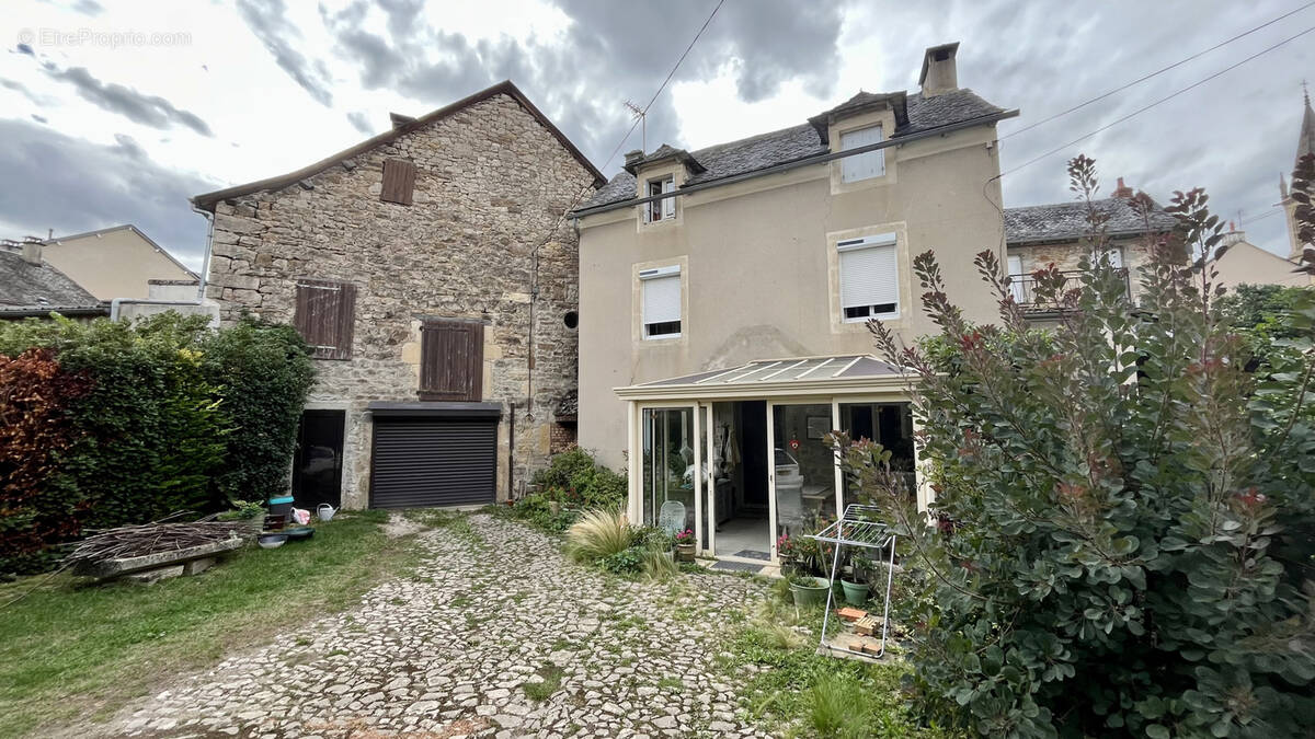 Maison à SEVERAC-L&#039;EGLISE