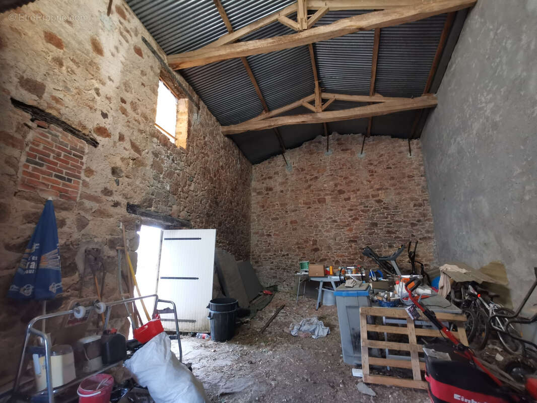 Maison à BAZOGES-EN-PAILLERS