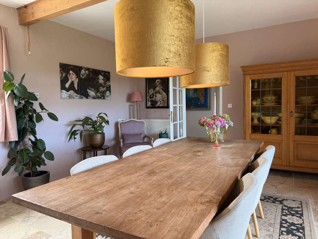 Maison à SAINT-EUTROPE-DE-BORN