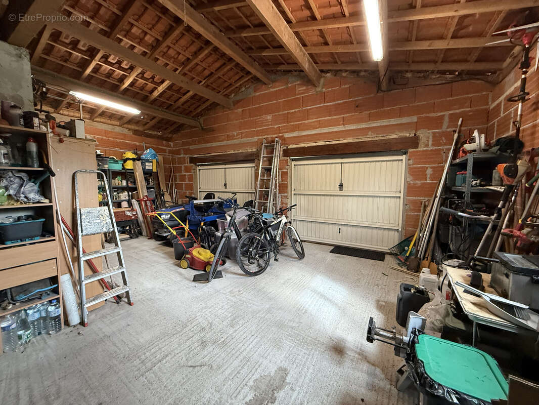 Maison à SAINT-EUTROPE-DE-BORN