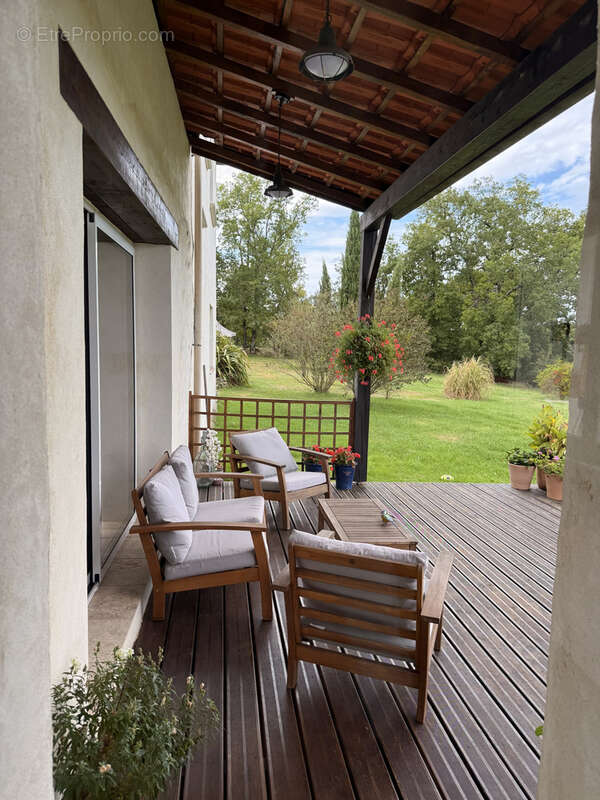 Maison à SAINT-EUTROPE-DE-BORN