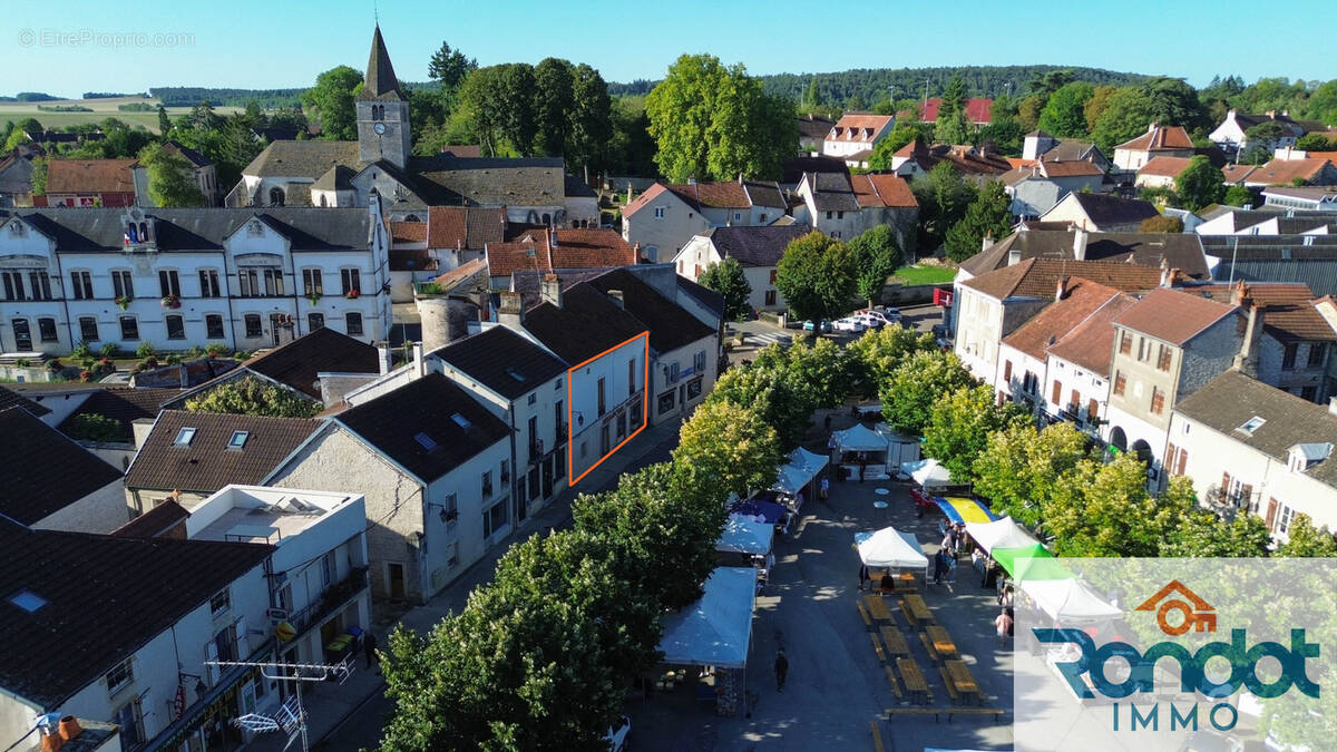 Appartement à SELONGEY