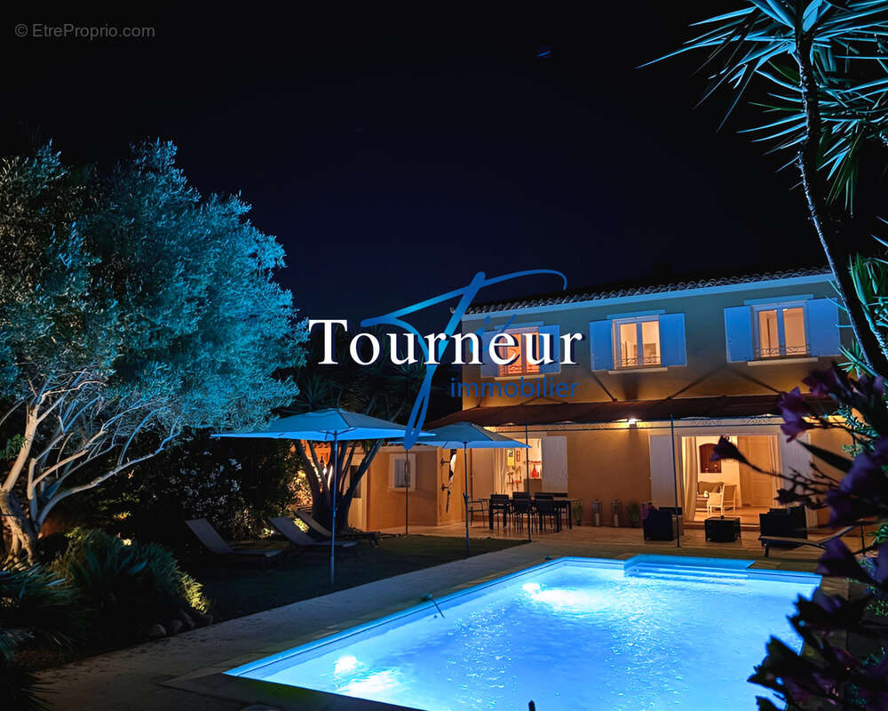 Maison à SIX-FOURS-LES-PLAGES