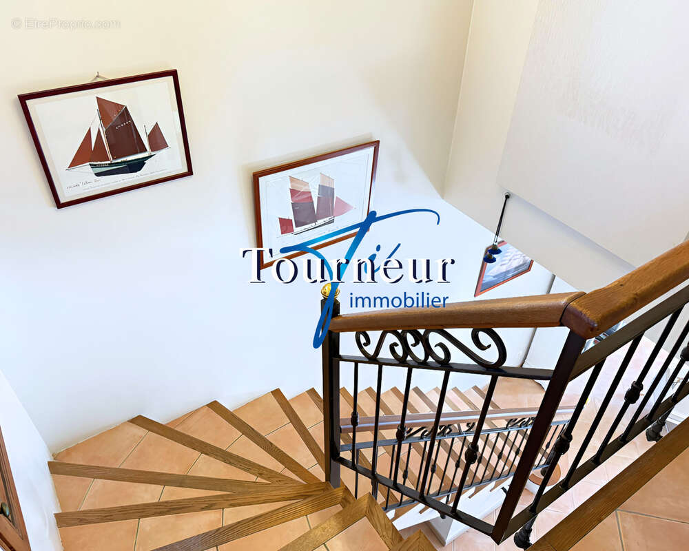 Maison à SIX-FOURS-LES-PLAGES