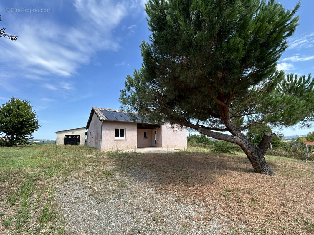 Maison à MIRANDOL-BOURGNOUNAC