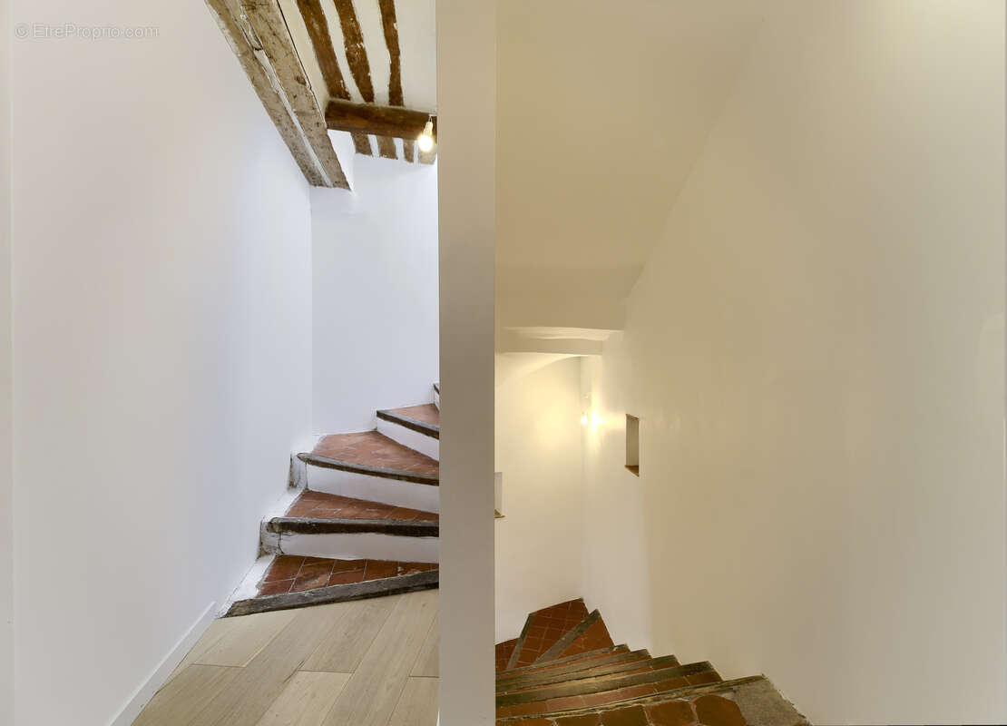 Maison à LA COLLE-SUR-LOUP