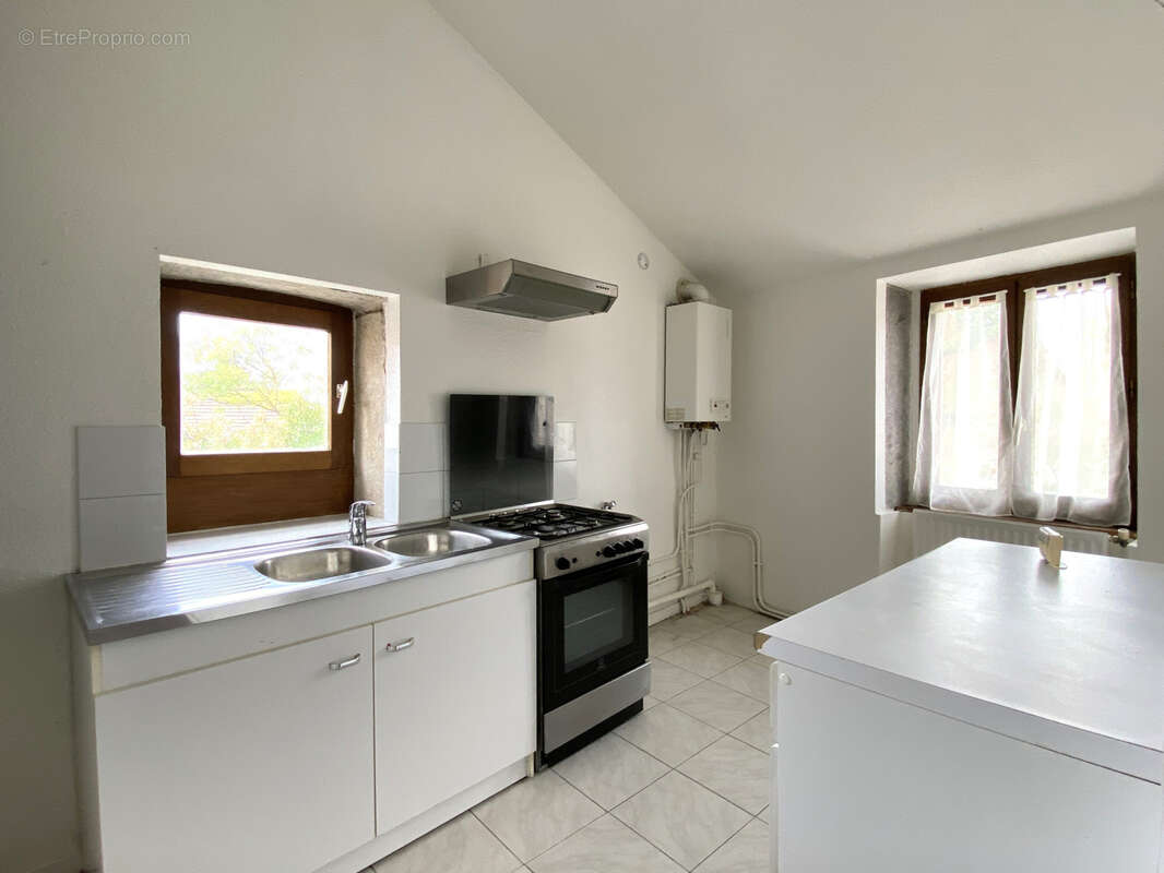 Appartement à DOMMARTIN