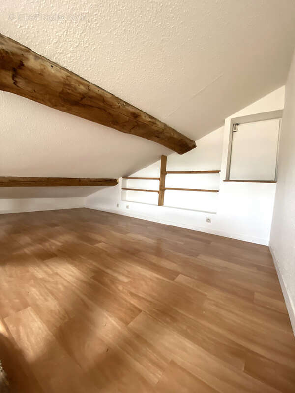 Appartement à DOMMARTIN