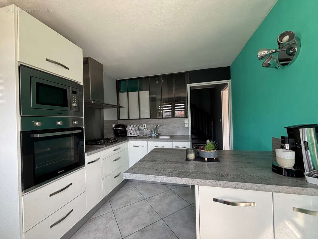 Appartement à FRAISSES