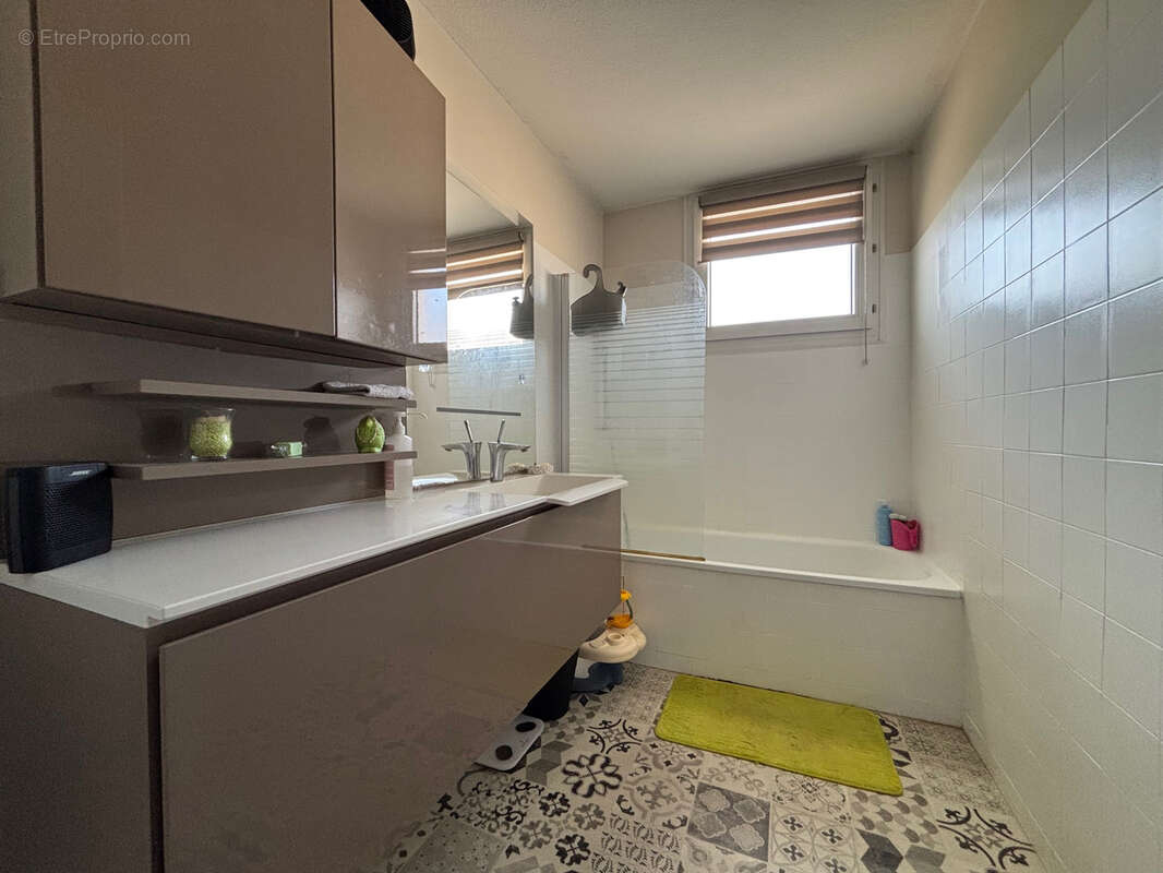 Appartement à FRAISSES