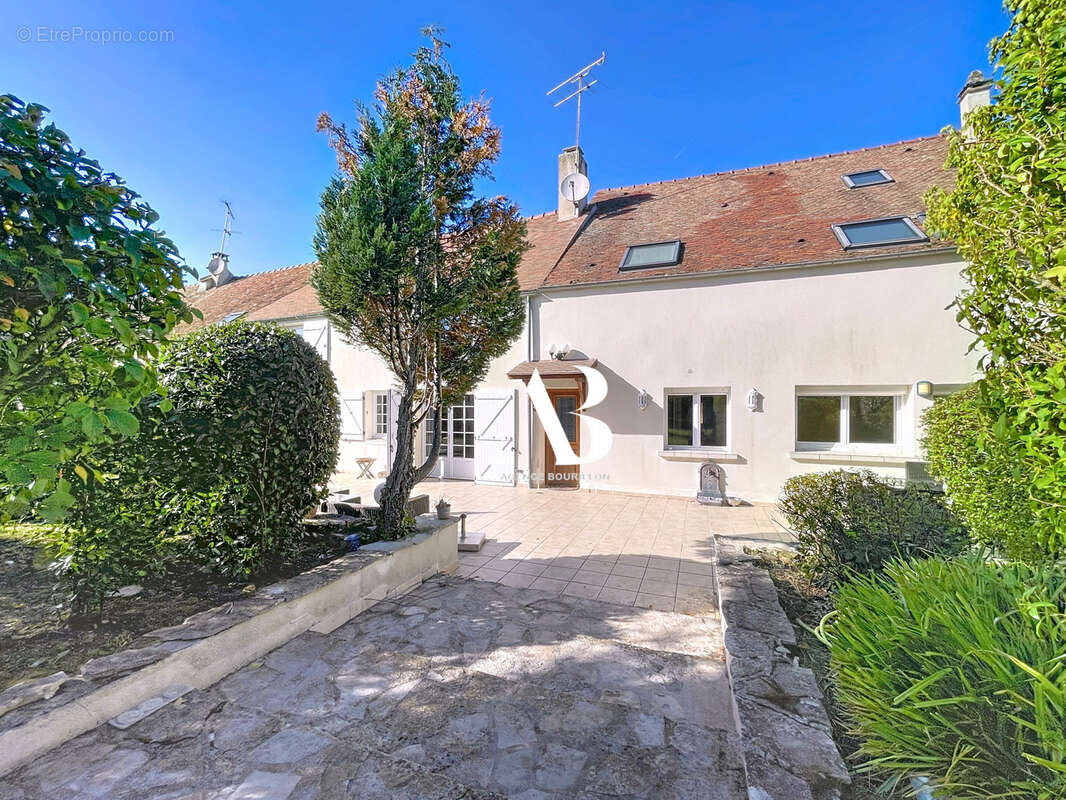 Maison à FONTENAILLES