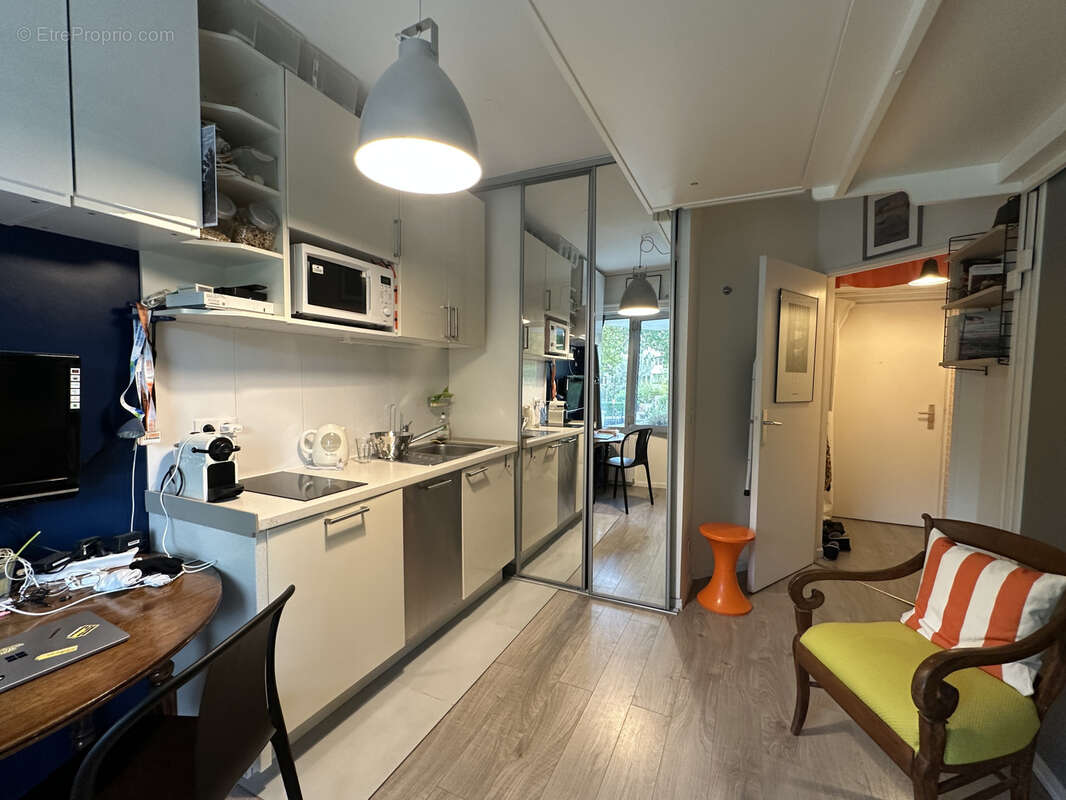 Appartement à NEUILLY-SUR-SEINE