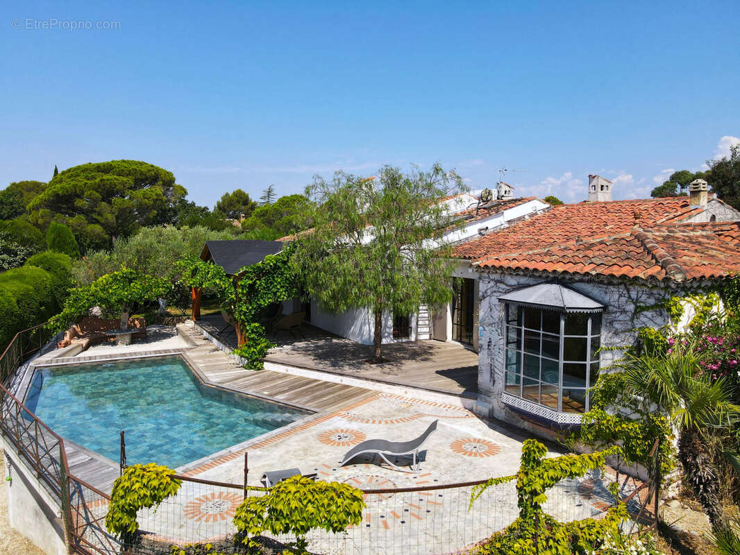 Maison à SAINT-RAPHAEL