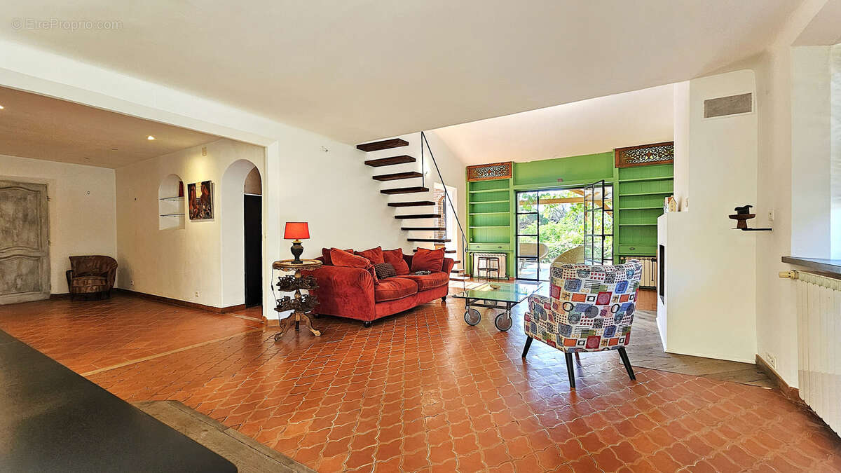 Maison à SAINT-RAPHAEL