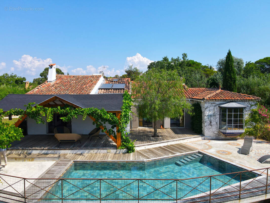 Maison à SAINT-RAPHAEL