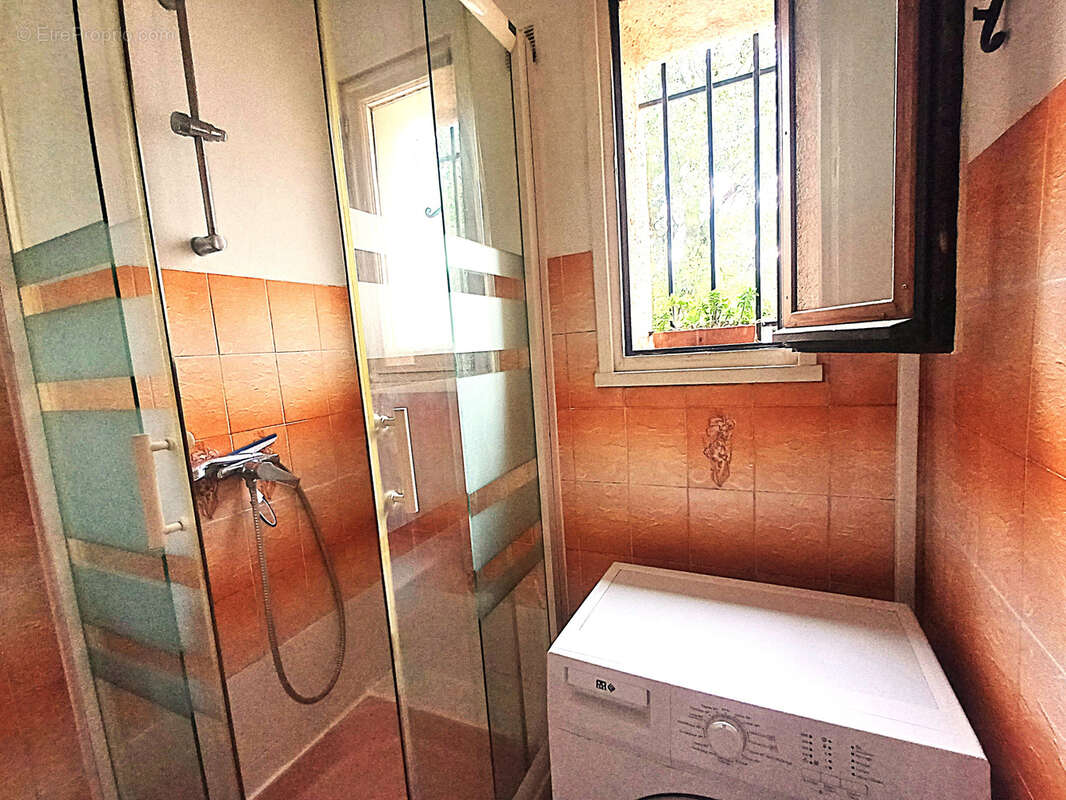 Appartement à LE PRADET