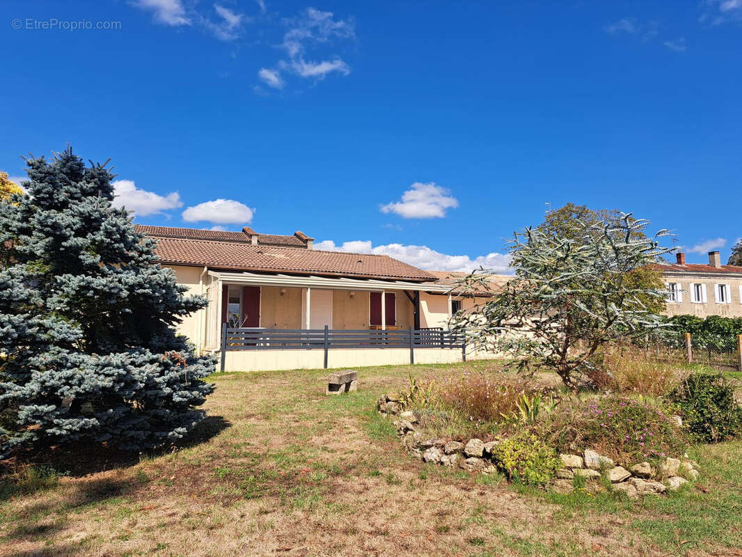 Maison à SAINT-MACAIRE