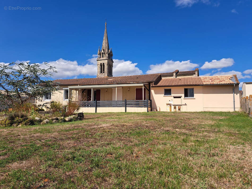 Maison à SAINT-MACAIRE