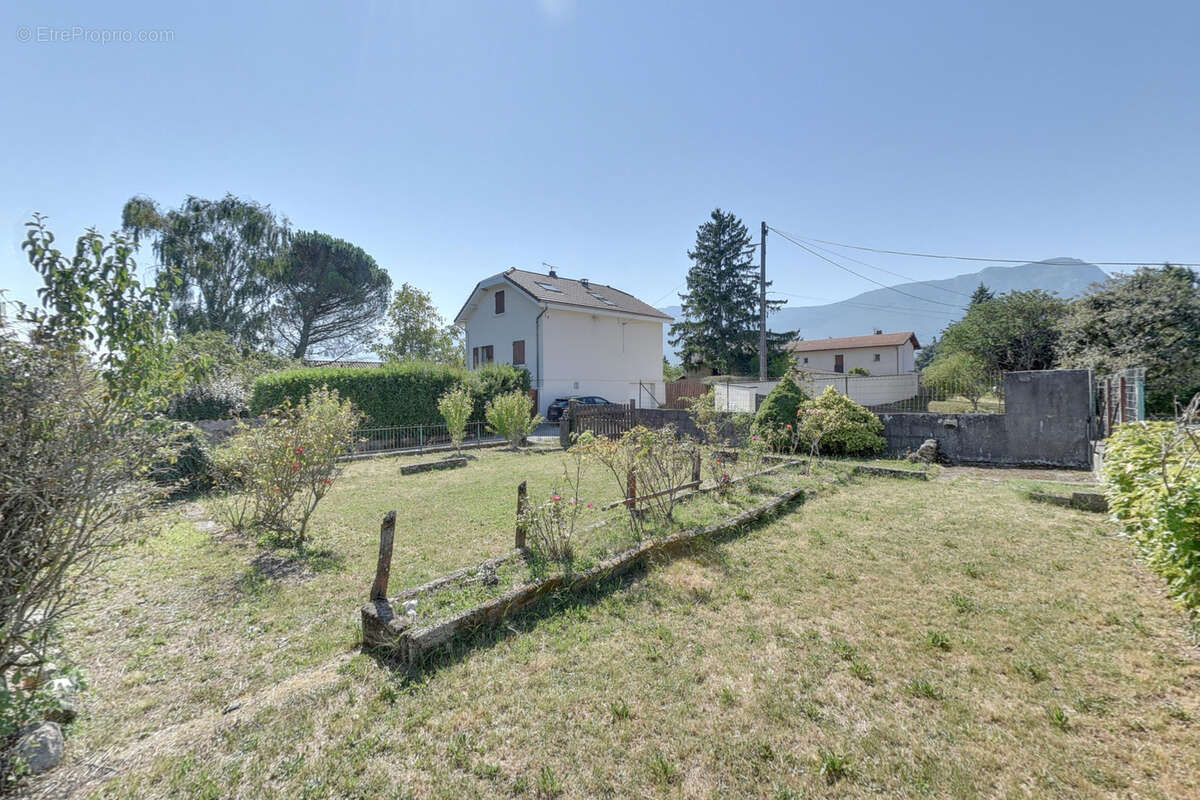 Maison à CHAMPAGNIER