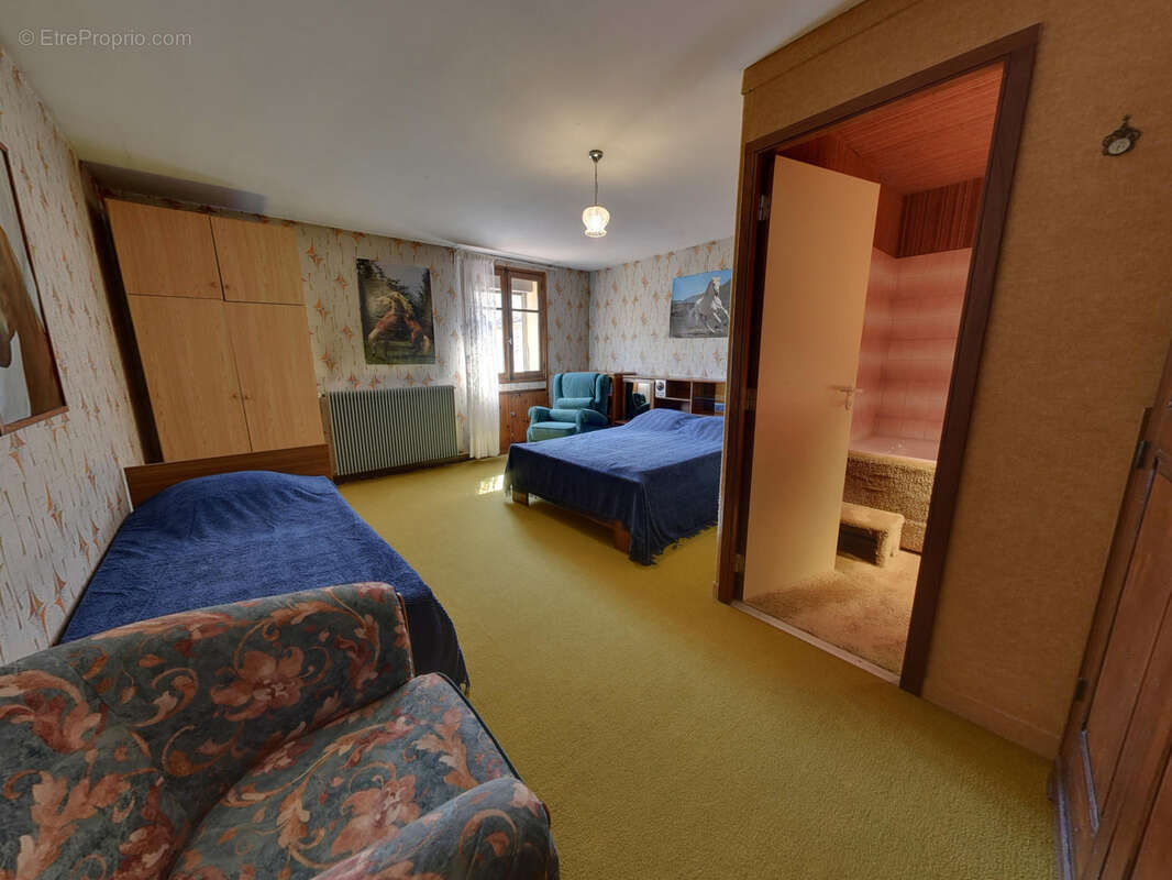 Maison à CHAMPAGNIER