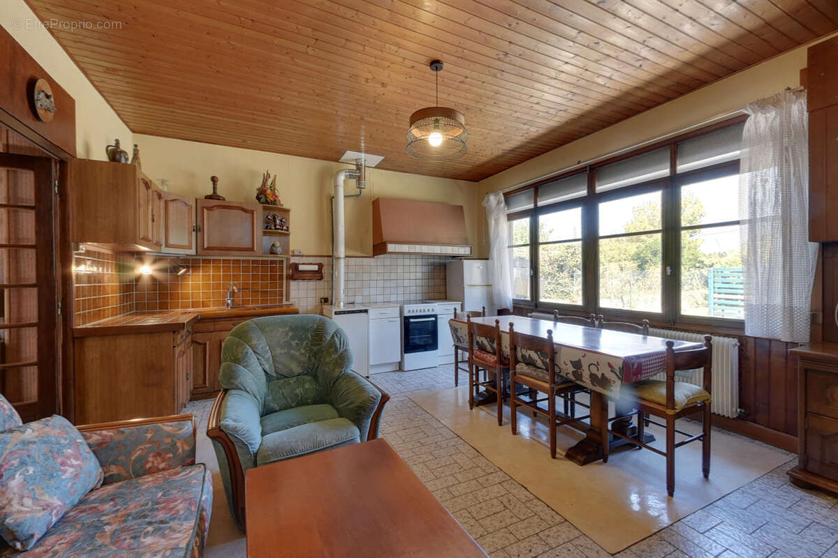 Maison à CHAMPAGNIER