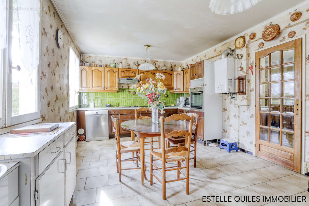 Maison à MAGNY-LES-HAMEAUX