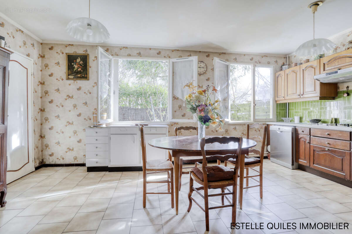 Maison à MAGNY-LES-HAMEAUX