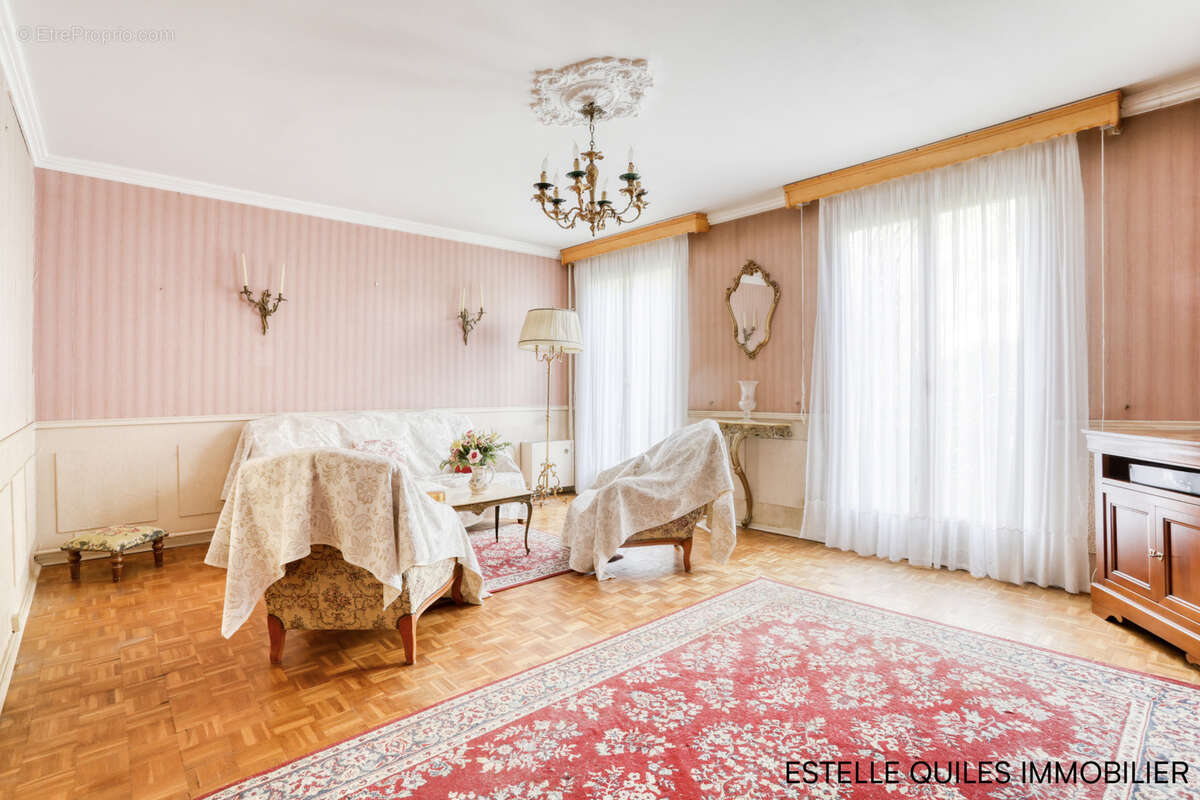 Maison à MAGNY-LES-HAMEAUX