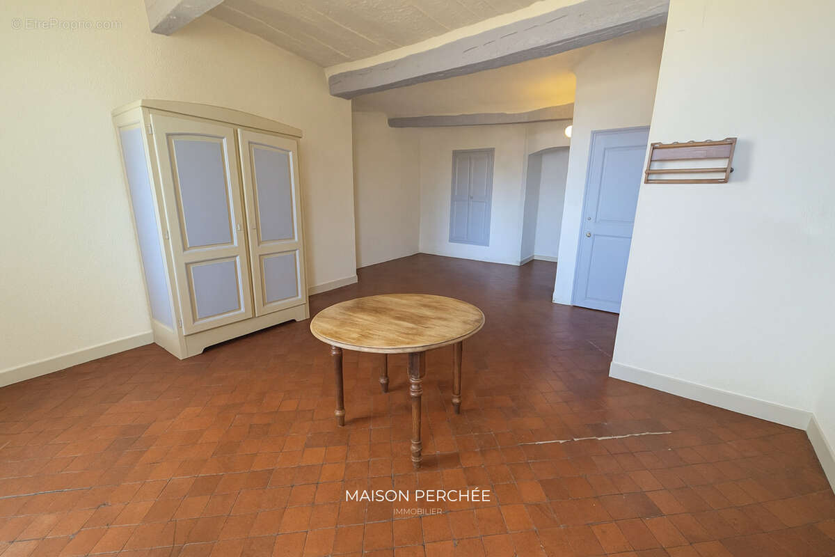 Appartement à DRAGUIGNAN