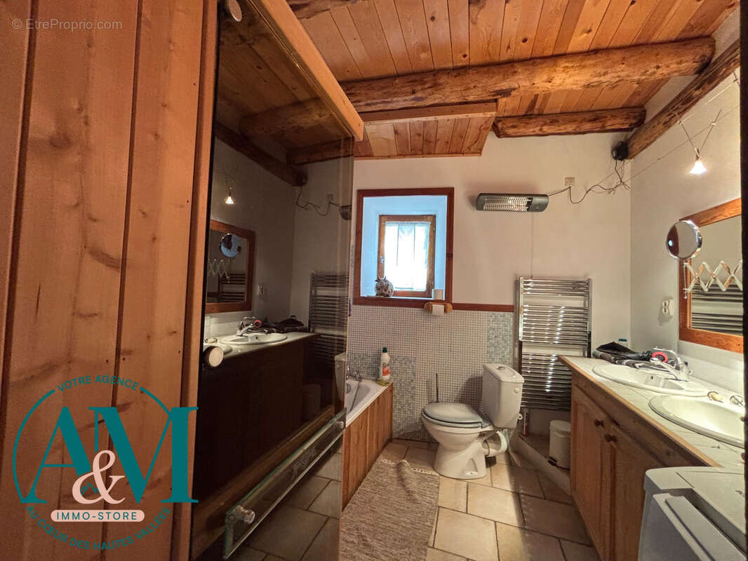 Maison à LE MONETIER-LES-BAINS