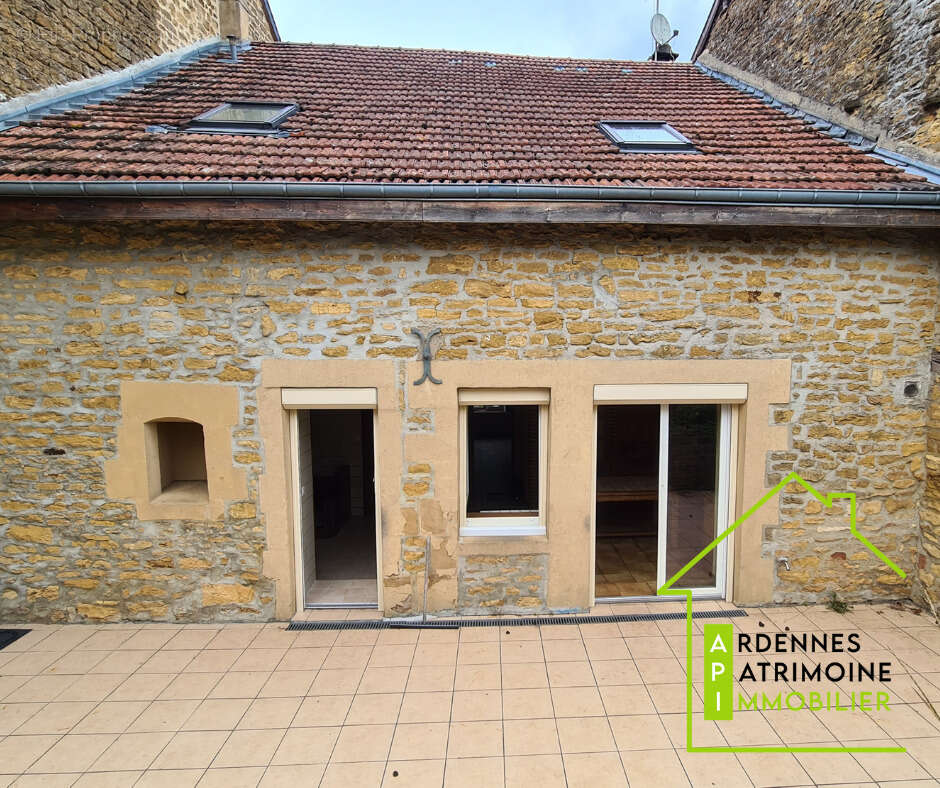 Maison à PRIX-LES-MEZIERES