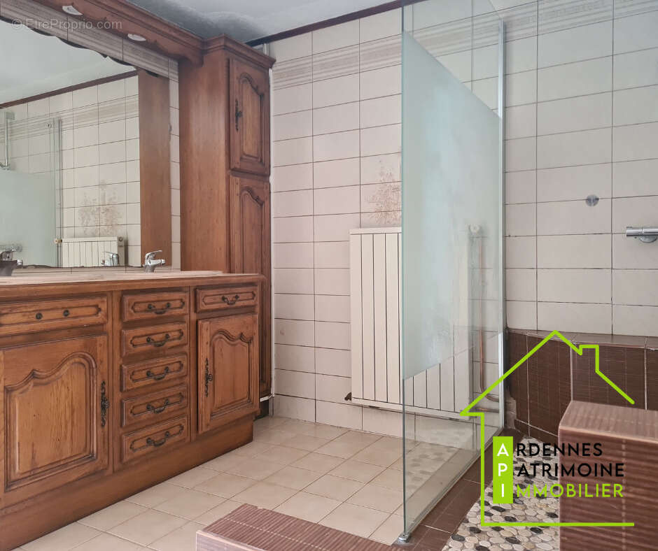 Maison à PRIX-LES-MEZIERES