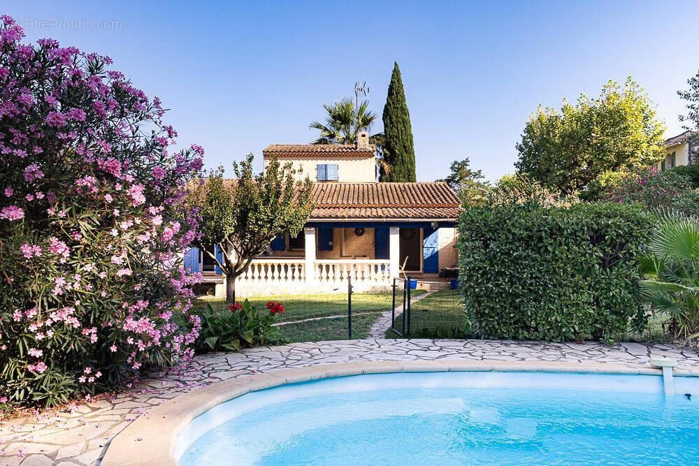 Maison à LA LONDE-LES-MAURES