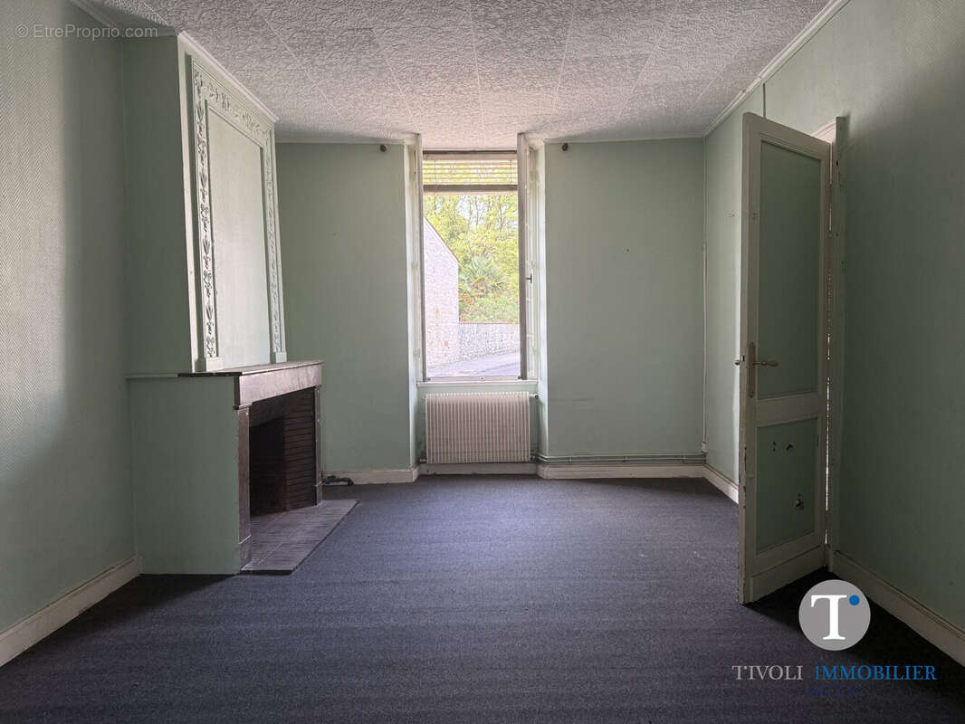 Maison à LESPARRE-MEDOC