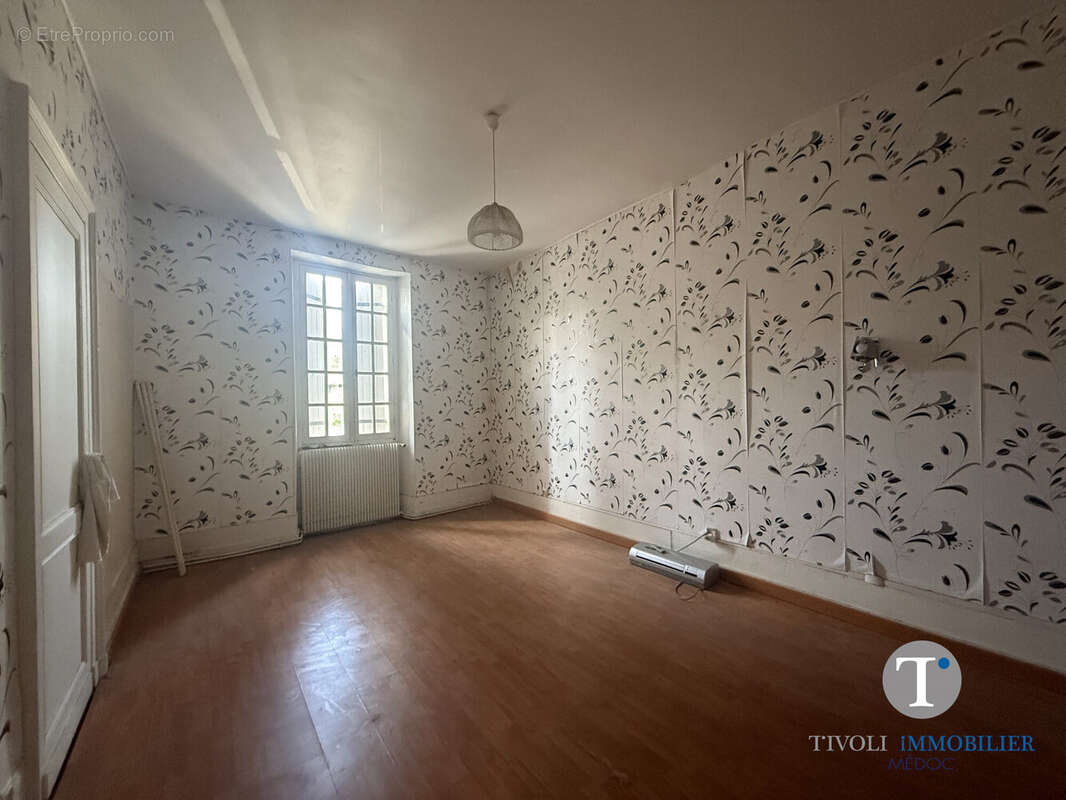 Maison à LESPARRE-MEDOC