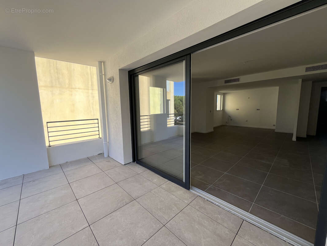 Appartement à FREJUS