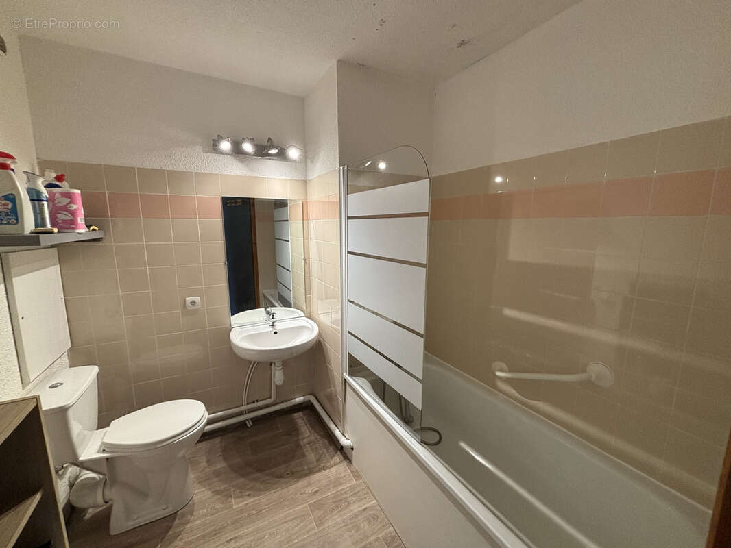 Appartement à SAINT-FRANCOIS-LONGCHAMP