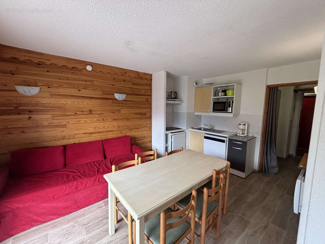 Appartement à SAINT-FRANCOIS-LONGCHAMP